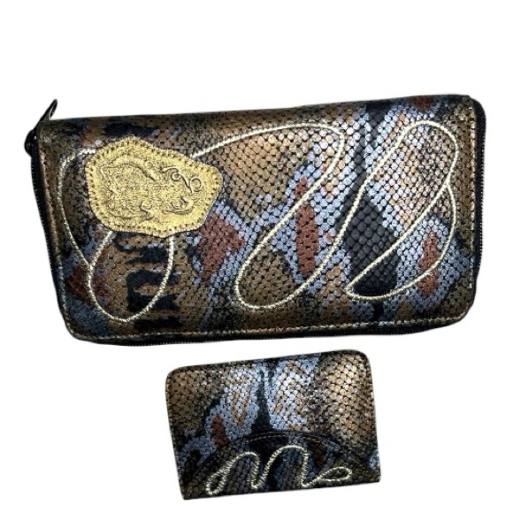 Carlos Falchi Elegant Gold and Black Women's Snake Print Clutch - Picture 6 of 7